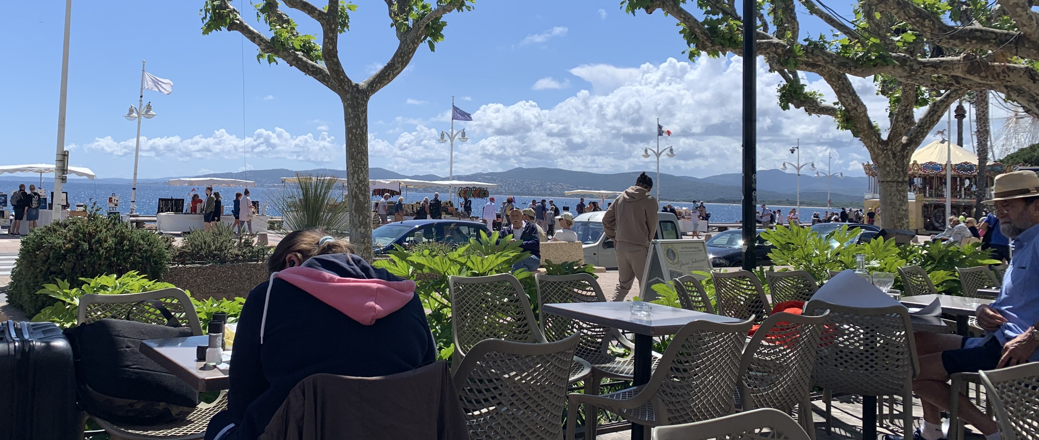 A Perfect Day in Saint-Raphaël - Family Visit