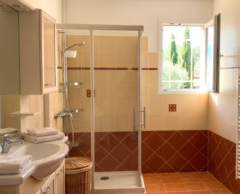 First floor shower